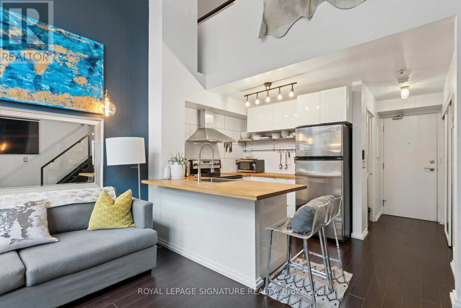 111 - 250 Manitoba Street, Toronto, Ontario  M8Y 4G8 - Photo 8 - W12501914