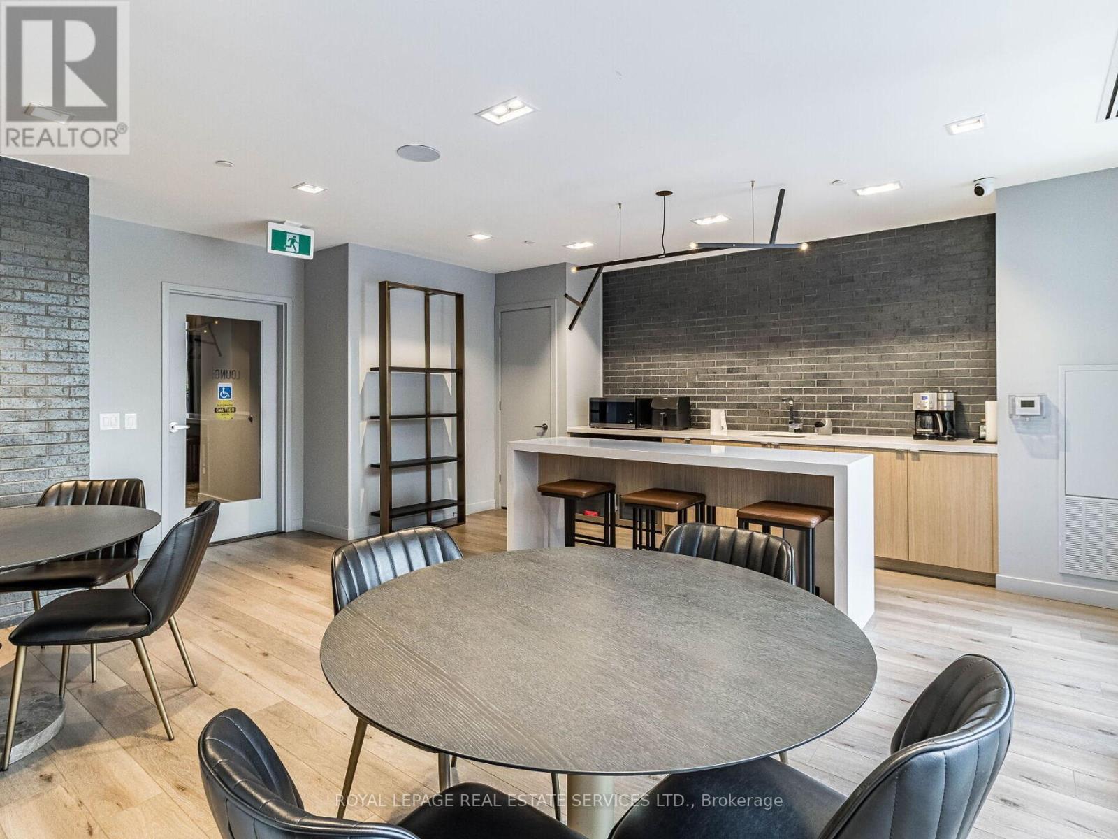 312 - 7 Smith Crescent, Toronto (Stonegate-Queensway), Ontario  M8Z 0Z3 - Photo 39 - W12501988