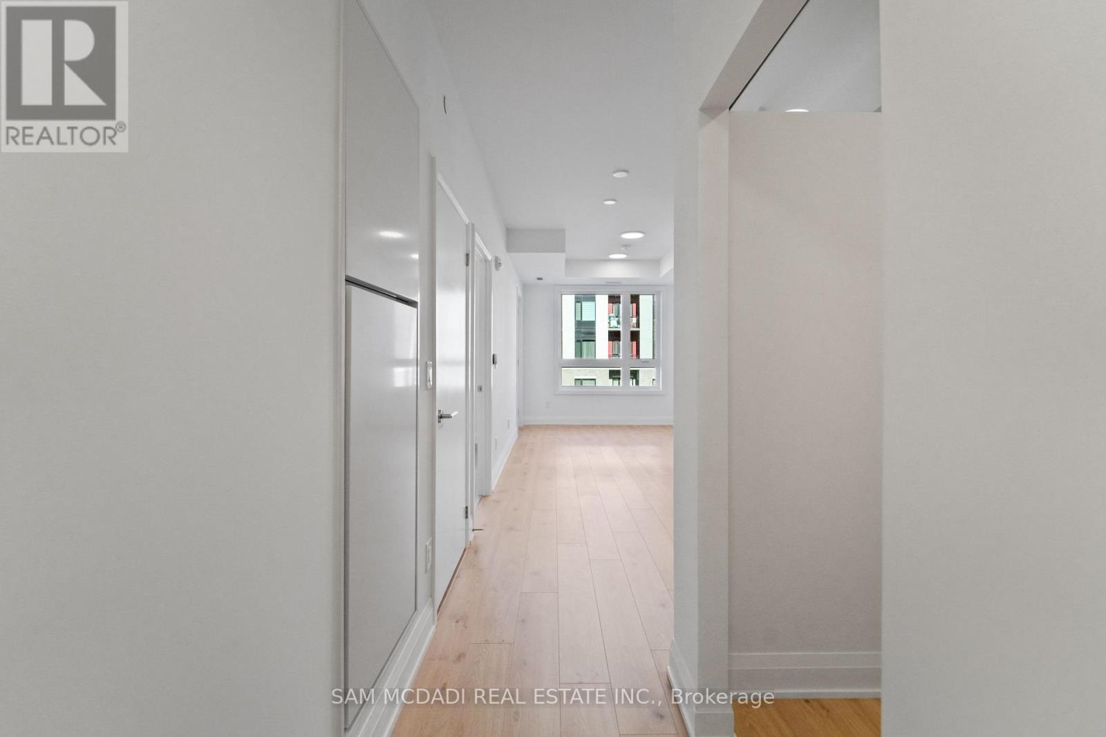 320 - 3250 Carding Mill Trail, Oakville (Go Glenorchy), Ontario  L6M 1L3 - Photo 4 - W12501998