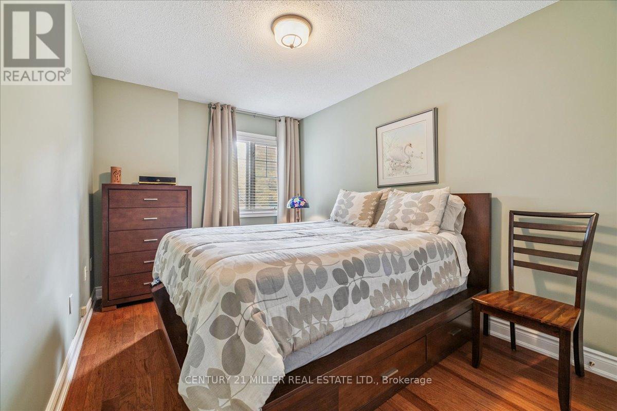 8 - 1019 North Shore Boulevard, Burlington, Ontario  L7T 1X8 - Photo 29 - W12502080