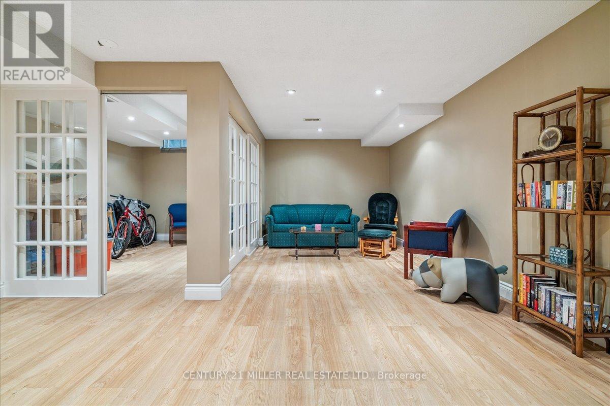 8 - 1019 North Shore Boulevard, Burlington, Ontario  L7T 1X8 - Photo 36 - W12502080