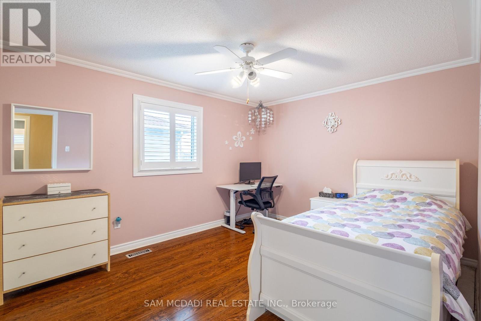 3183 Valcourt Crescent, Mississauga (Erin Mills), Ontario  L5L 5K2 - Photo 21 - W12502096