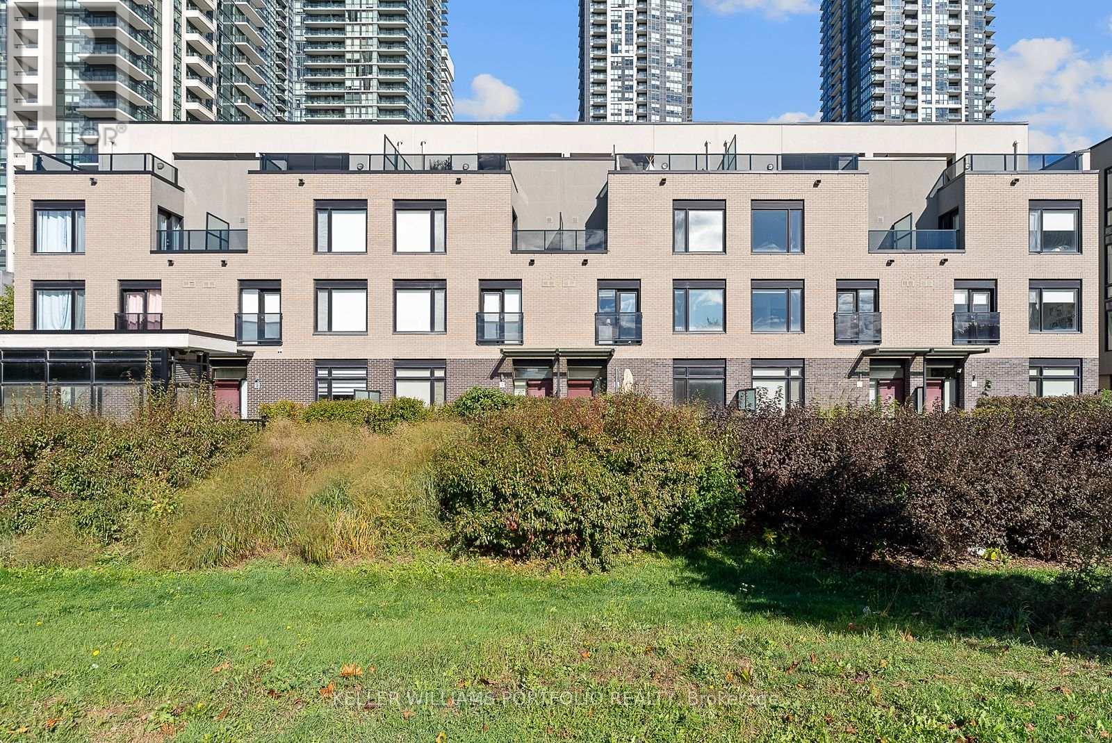 10 - 4030 Parkside Village Drive, Mississauga (Creditview), Ontario  L5B 0K2 - Photo 48 - W12502126