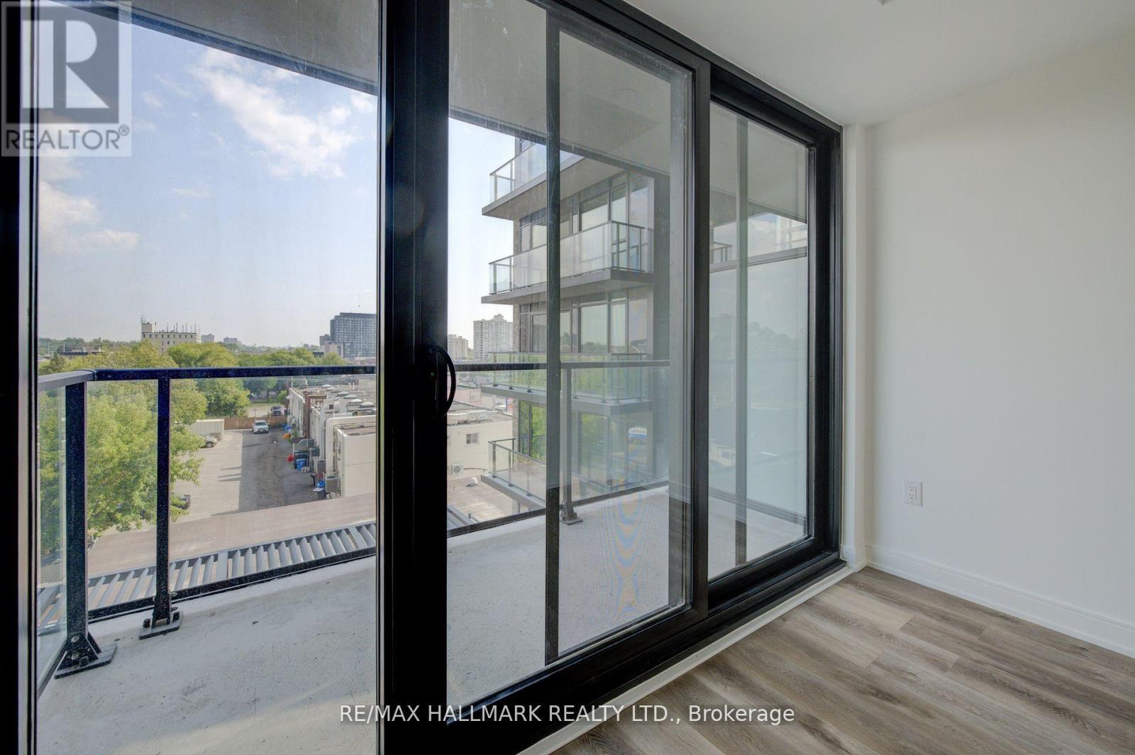 401 - 3009 Novar Road, Mississauga, Ontario  L5B 0P9 - Photo 10 - W12502140