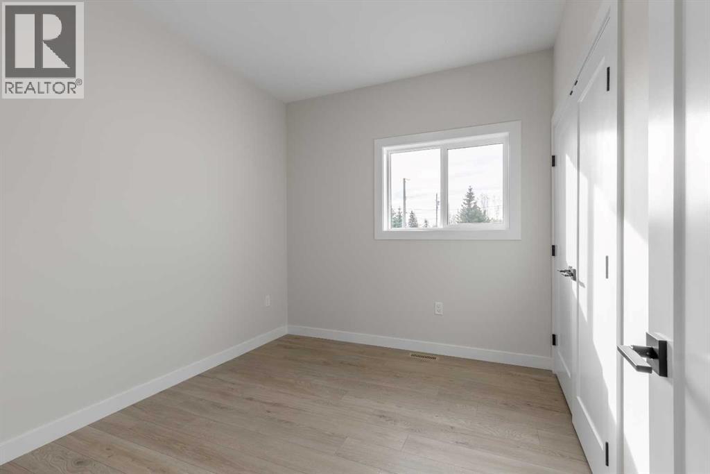 277 E 1 Avenue N, Magrath, Alberta  T0K 1J0 - Photo 15 - A2267463