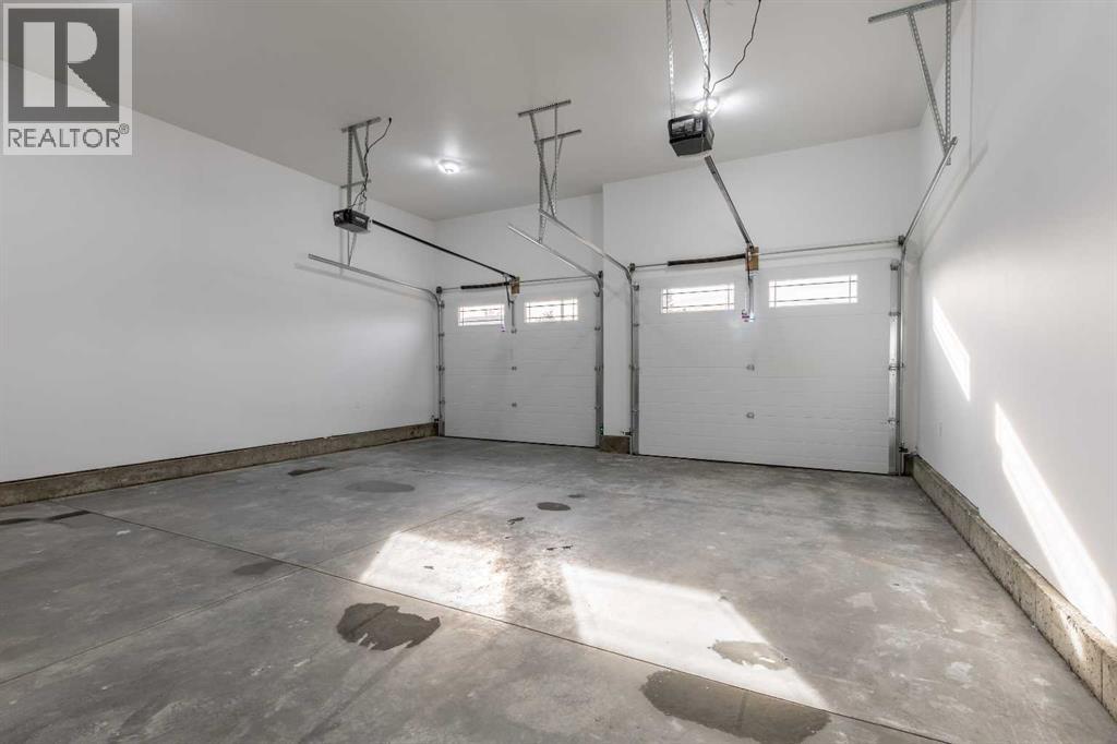 277 E 1 Avenue N, Magrath, Alberta  T0K 1J0 - Photo 39 - A2267463