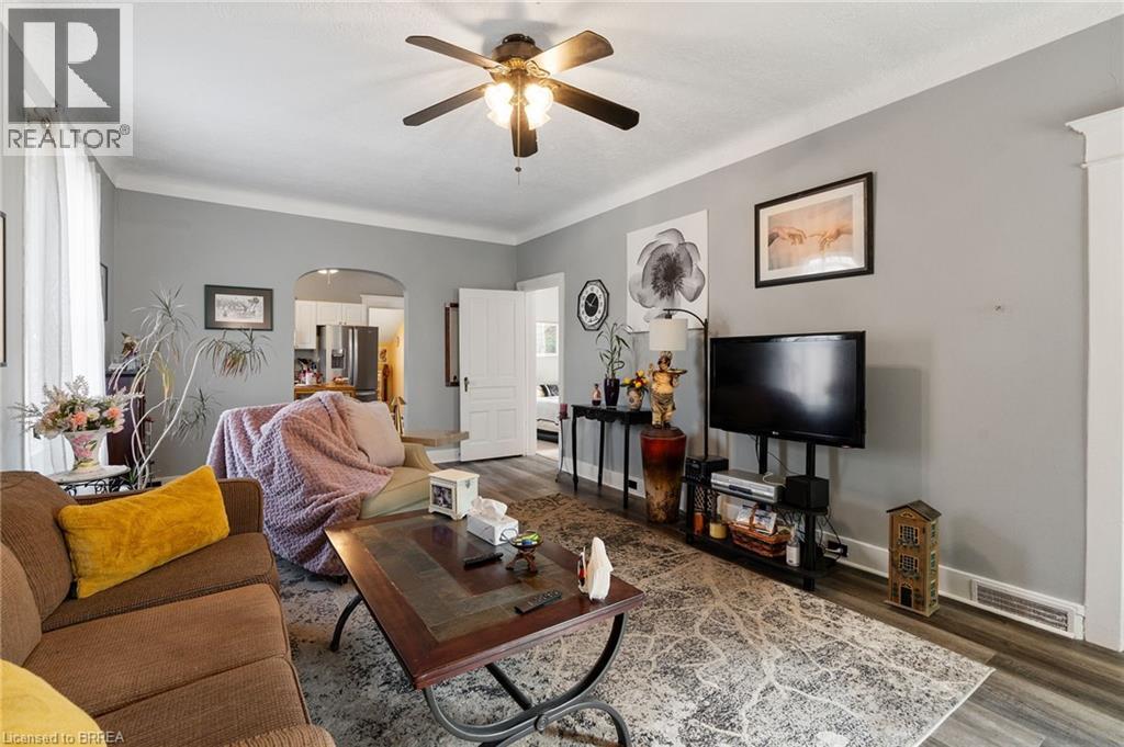 84 Brighton Avenue, Brantford, Ontario  N3S 1W2 - Photo 13 - 40760012