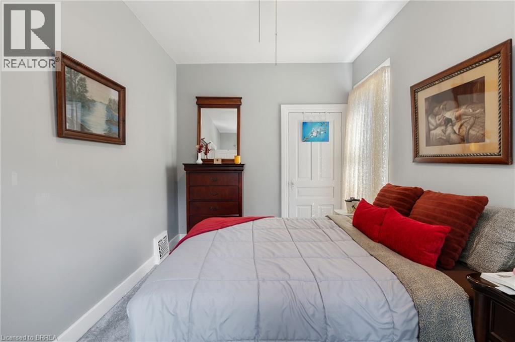 84 Brighton Avenue, Brantford, Ontario  N3S 1W2 - Photo 15 - 40760012