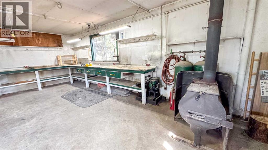 48, 33009 Range Road 55, Rural Mountain View County, Alberta  T0M 1X0 - Photo 29 - A2240063