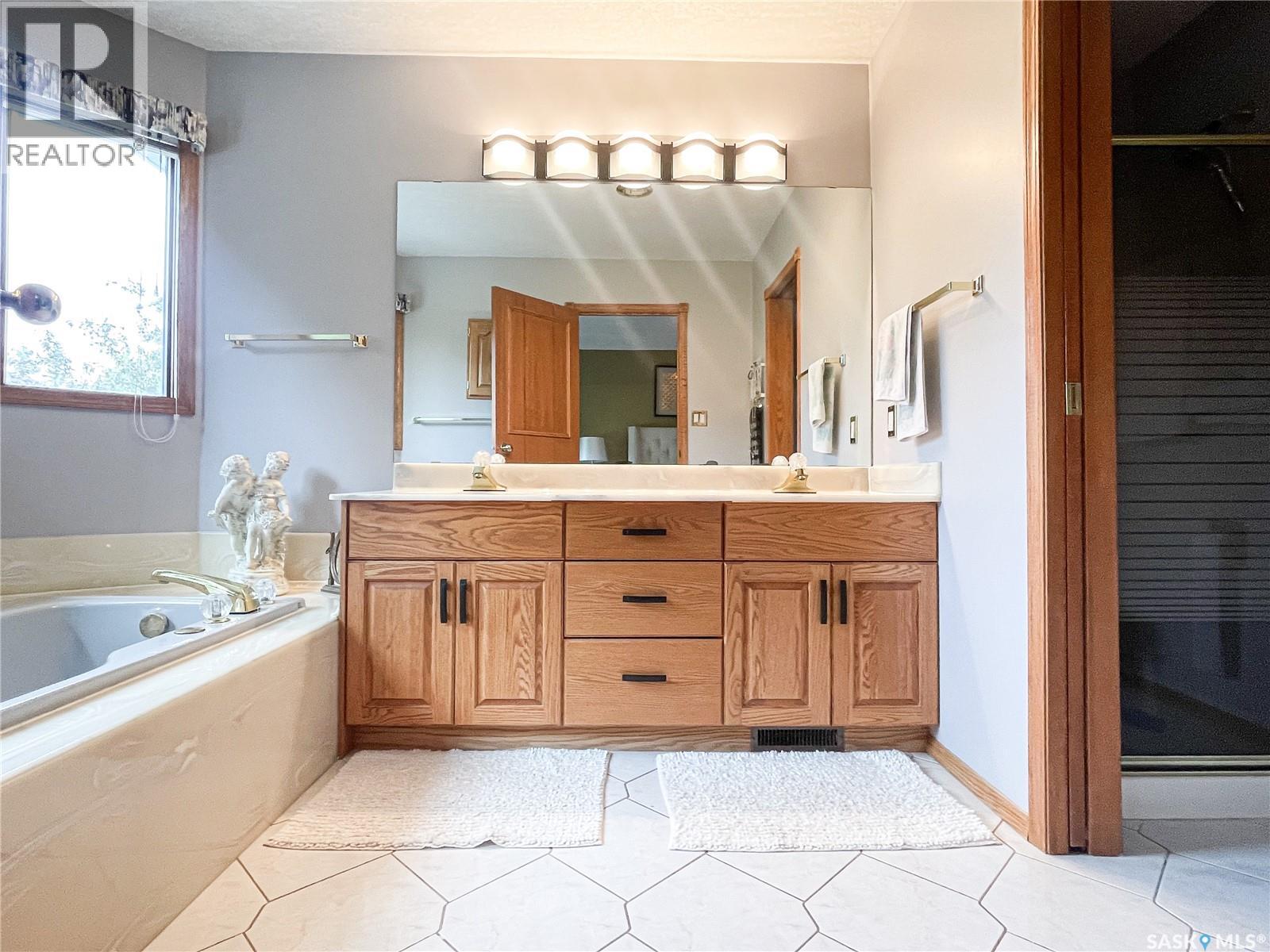 2 Evergreen Estates Drive, Meadow Lake, Saskatchewan  S9X 1G3 - Photo 15 - SK993415