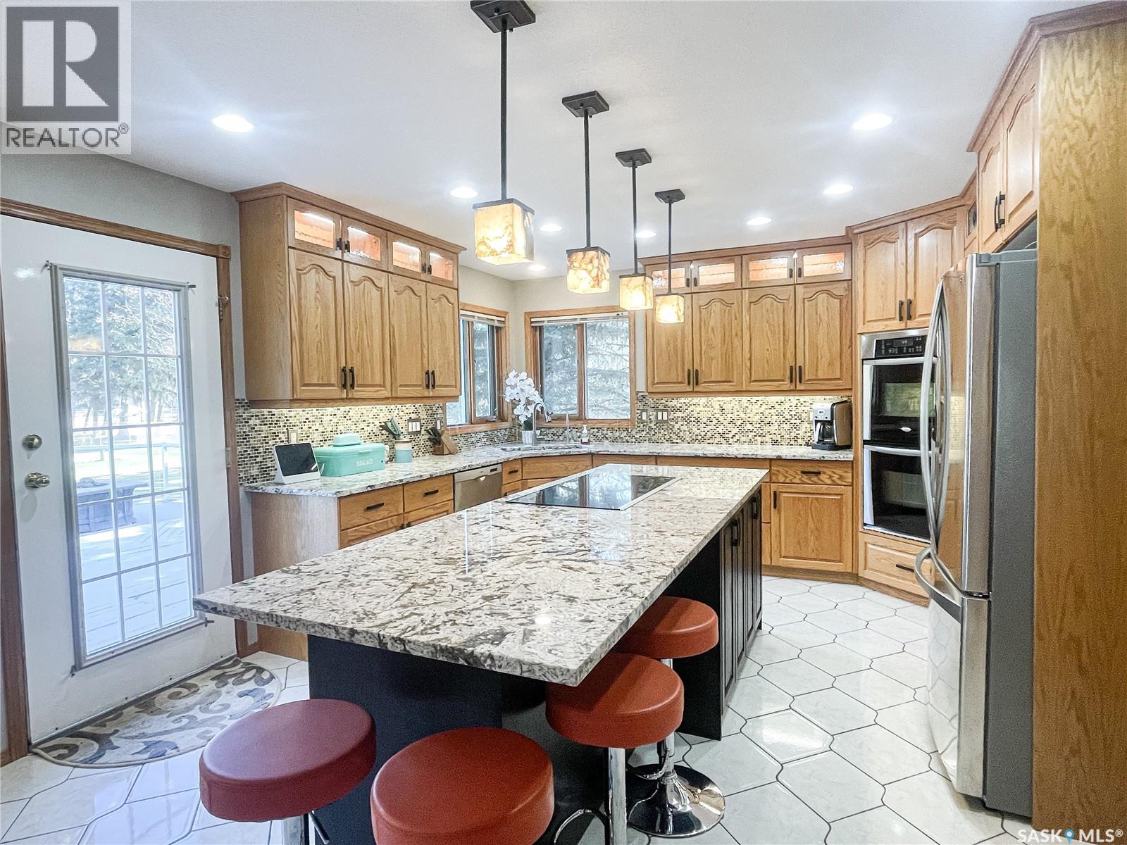 2 Evergreen Estates Drive, Meadow Lake, Saskatchewan  S9X 1G3 - Photo 4 - SK993415