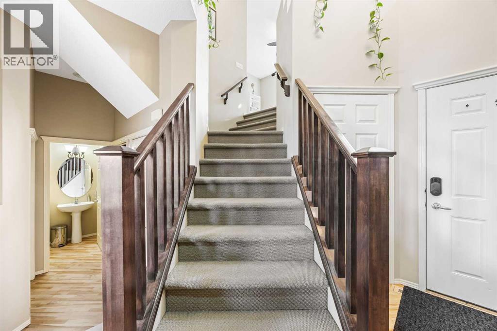 16 Tuscany Ravine Court Nw, Calgary, Alberta  T3L 2X3 - Photo 6 - A2261209