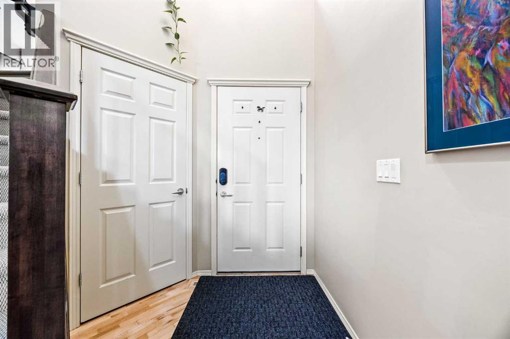 16 Tuscany Ravine Court Nw, Calgary, Alberta  T3L 2X3 - Photo 5 - A2261209