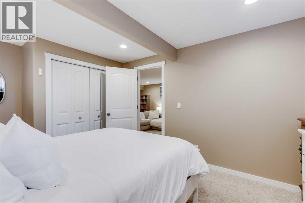 1178 Kings Heights Way Se, Airdrie, Alberta  T4A 0S4 - Photo 39 - A2263497