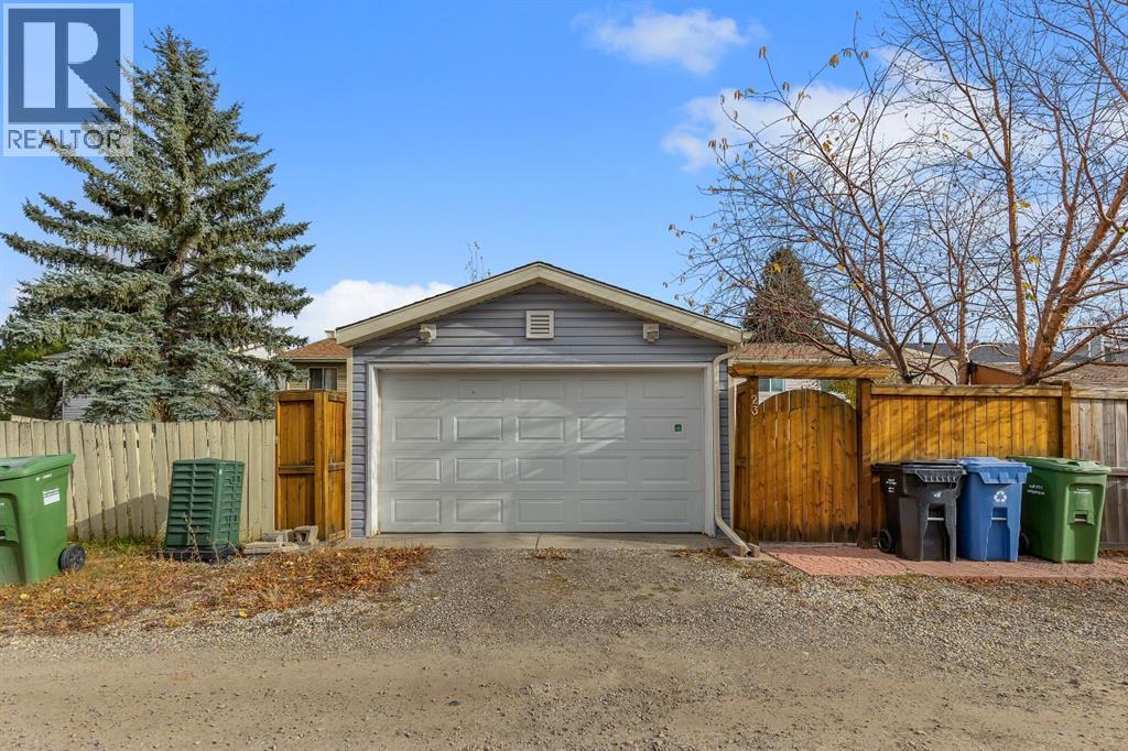 23 Millside Crescent Sw, Calgary, Alberta  t2y 2p4 - Photo 30 - A2267817