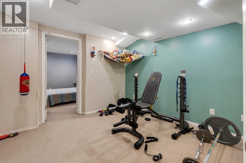 23 Millside Crescent Sw, Calgary, Alberta  t2y 2p4 - Photo 22 - A2267817