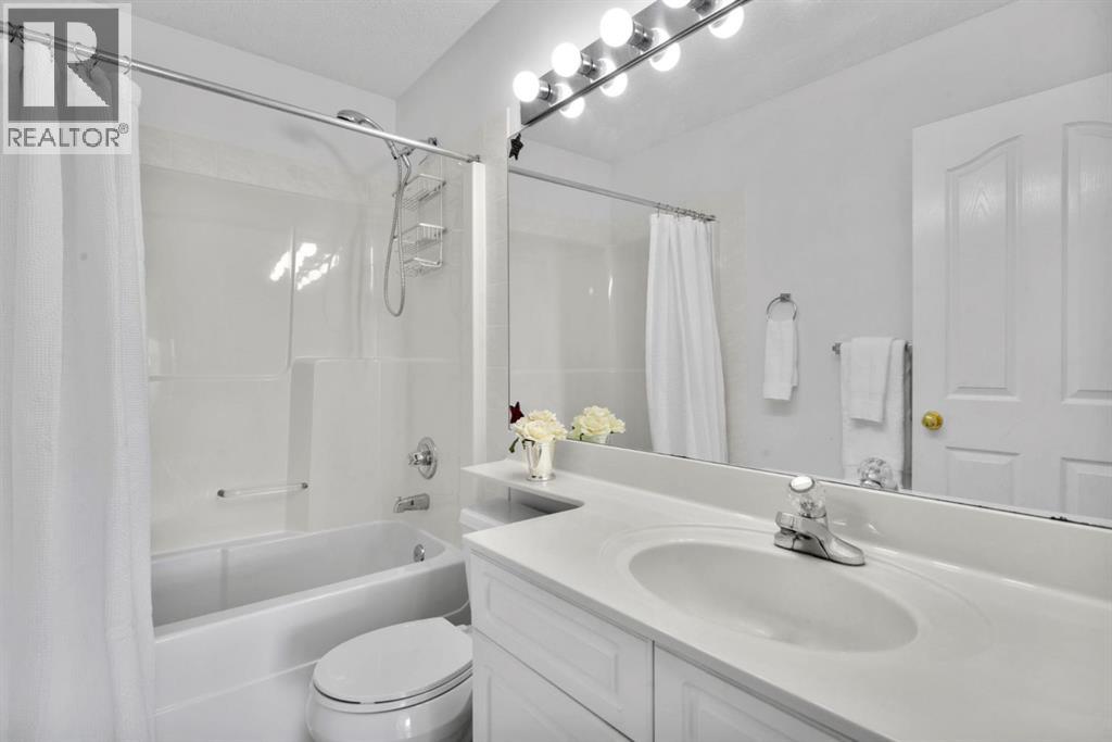 28 Hidden Park Nw, Calgary, Alberta  T3A 5K4 - Photo 26 - A2268209