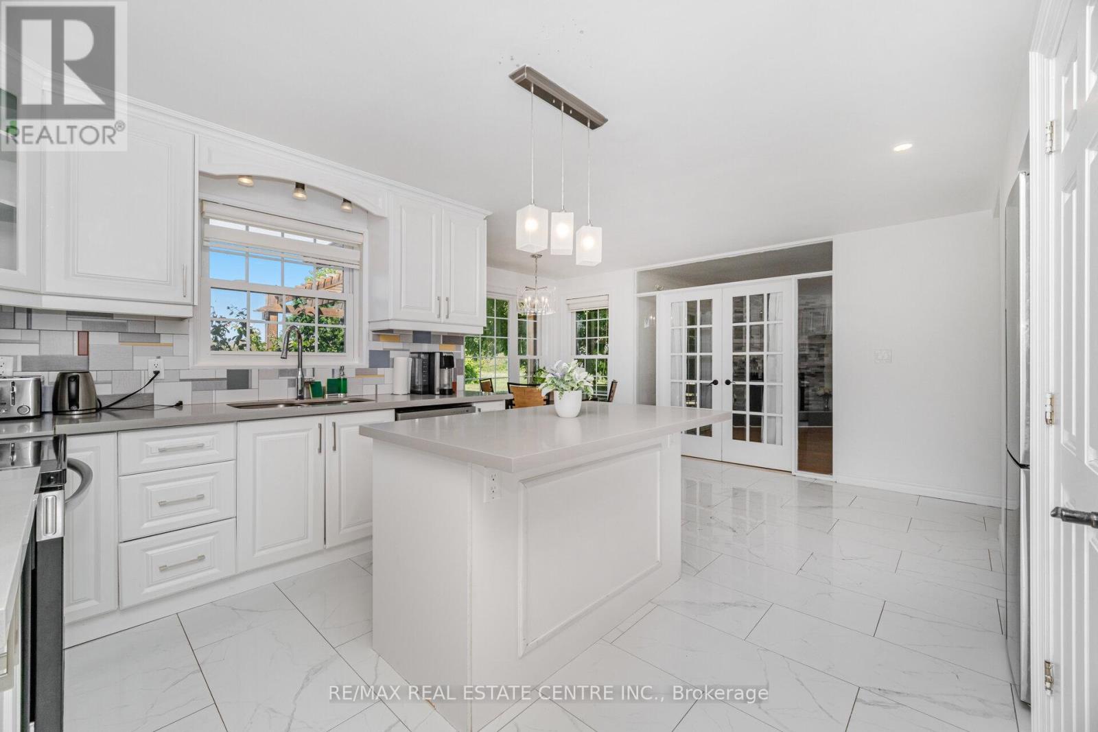 720 Lincoln Avenue, Niagara-On-The-Lake, Ontario  L0S 1J0 - Photo 17 - X12501834