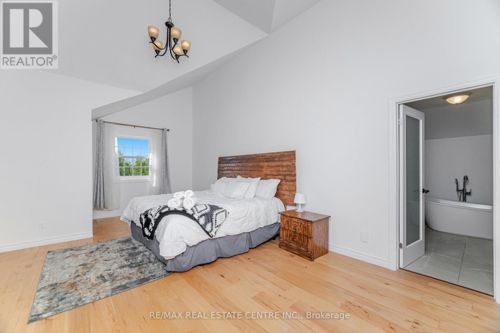 720 Lincoln Avenue, Niagara-On-The-Lake, Ontario  L0S 1J0 - Photo 31 - X12501834