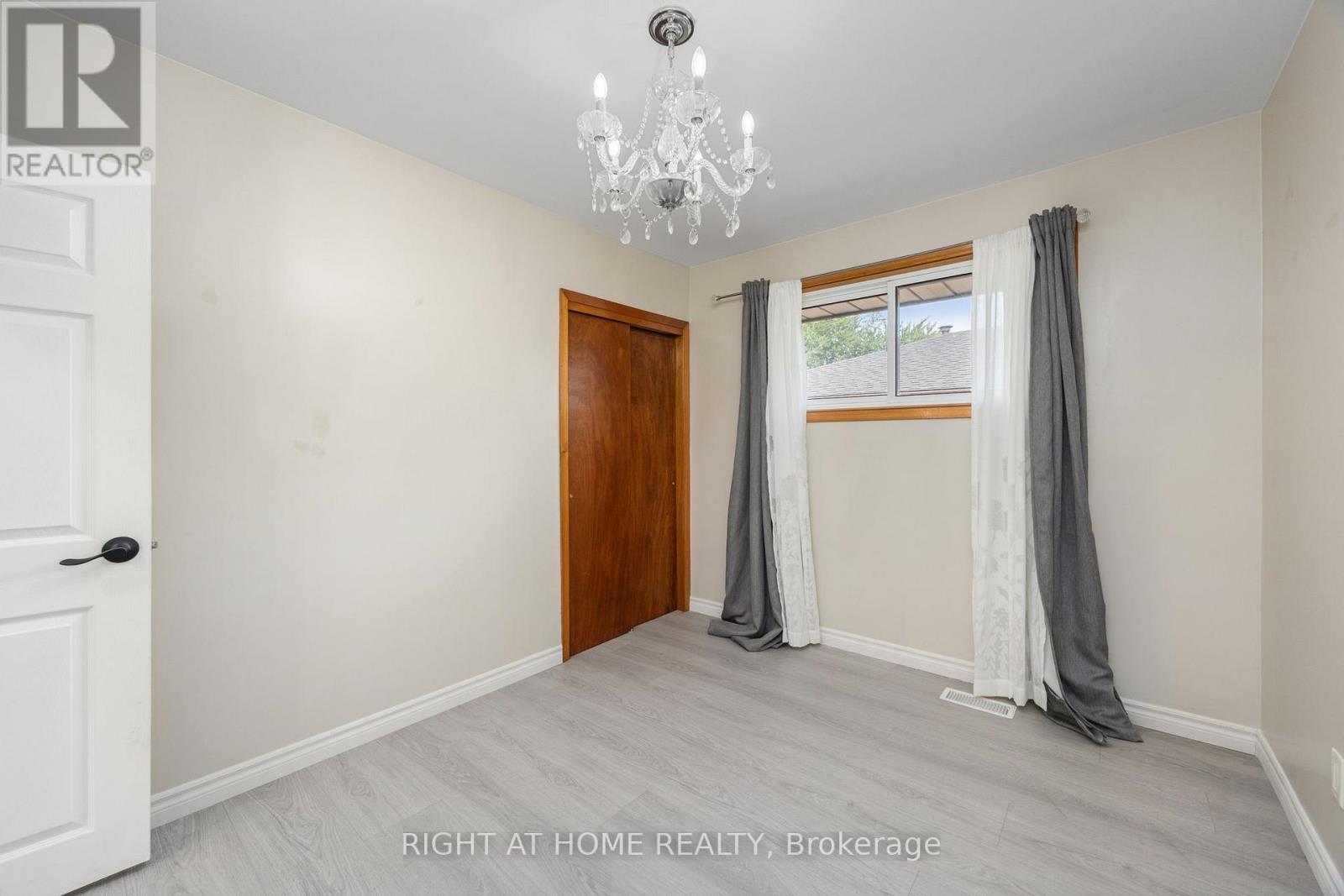 60 Champlain Avenue, Hamilton, Ontario  L8G 2H7 - Photo 29 - X12501916