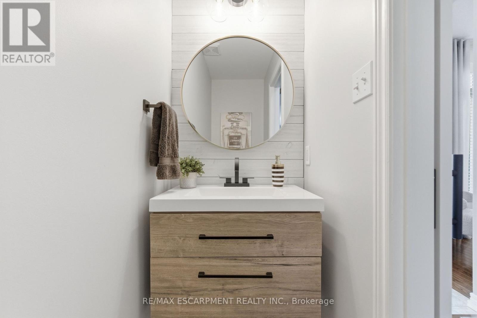 80 Easthampton Road, Hamilton, Ontario  L8E 6C4 - Photo 7 - X12501994