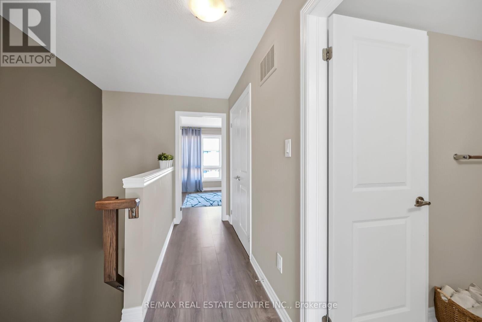 61 Esplanade Lane, Grimsby, Ontario  L3M 0H2 - Photo 33 - X12502090