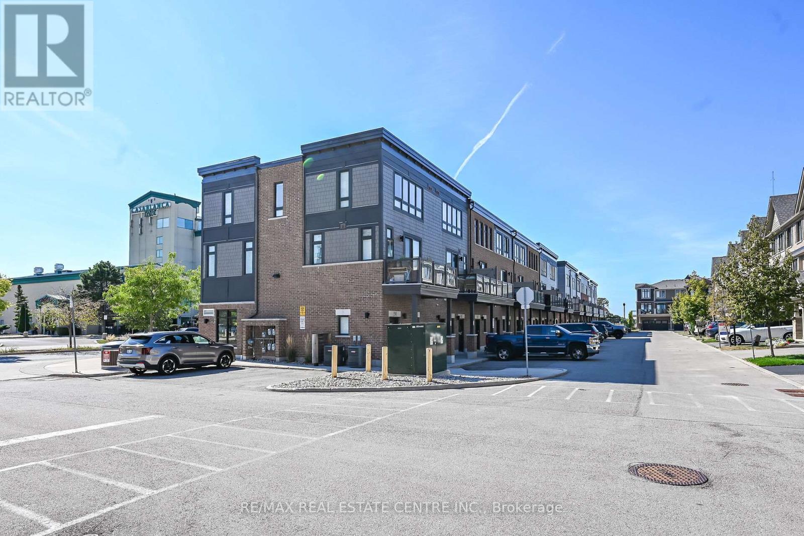 61 Esplanade Lane, Grimsby, Ontario  L3M 0H2 - Photo 39 - X12502090