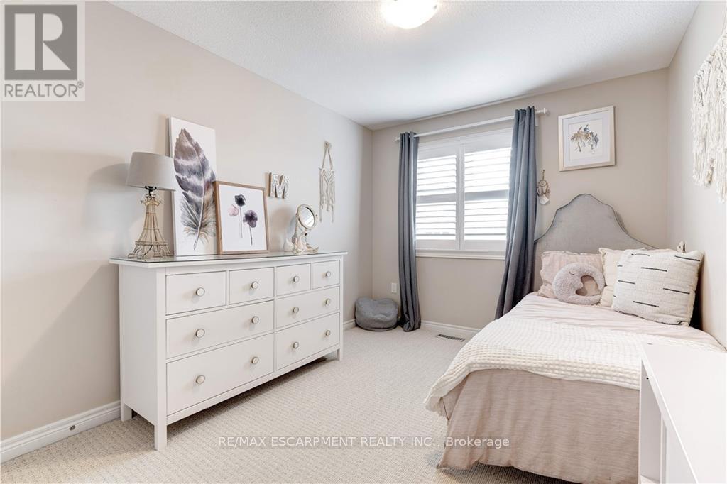 172 Westbank Trail, Hamilton, Ontario  L8J 0H3 - Photo 31 - X12502144