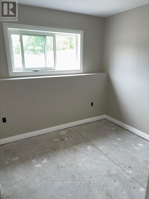 16 Meadow Wood Court, North Bay, Ontario  P1A 4L5 - Photo 22 - X12421632