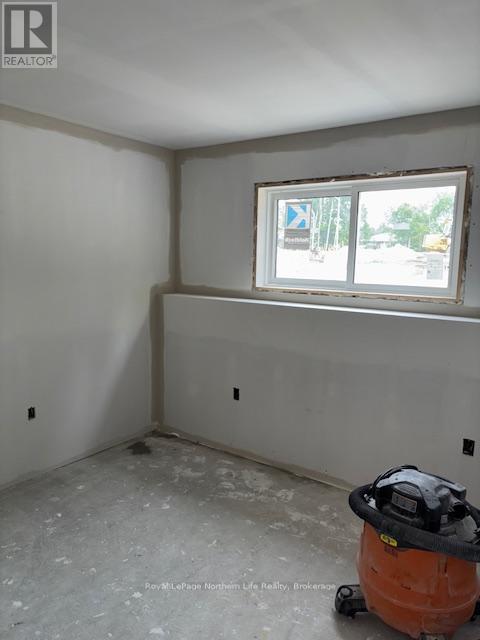 16 Meadow Wood Court, North Bay, Ontario  P1A 4L5 - Photo 33 - X12421632