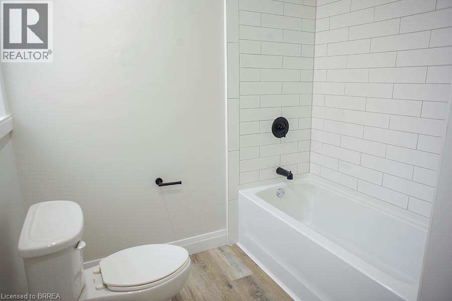 160 Darling Street Unit# 2, Brantford, Ontario  N3S 3W6 - Photo 11 - 40785030