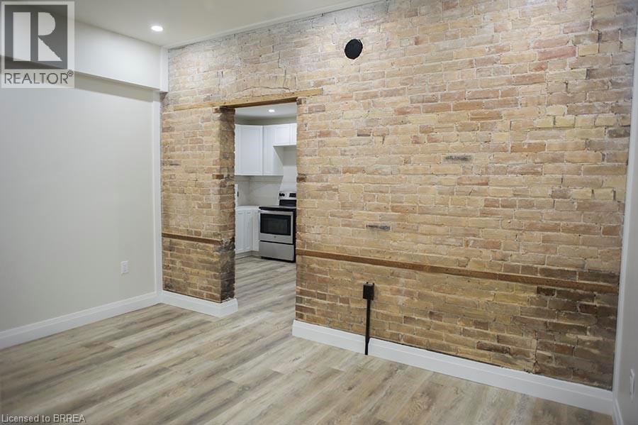 160 Darling Street Unit# 2, Brantford, Ontario  N3S 3W6 - Photo 4 - 40785030