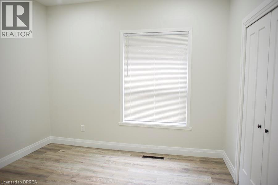 160 Darling Street Unit# 2, Brantford, Ontario  N3S 3W6 - Photo 8 - 40785030