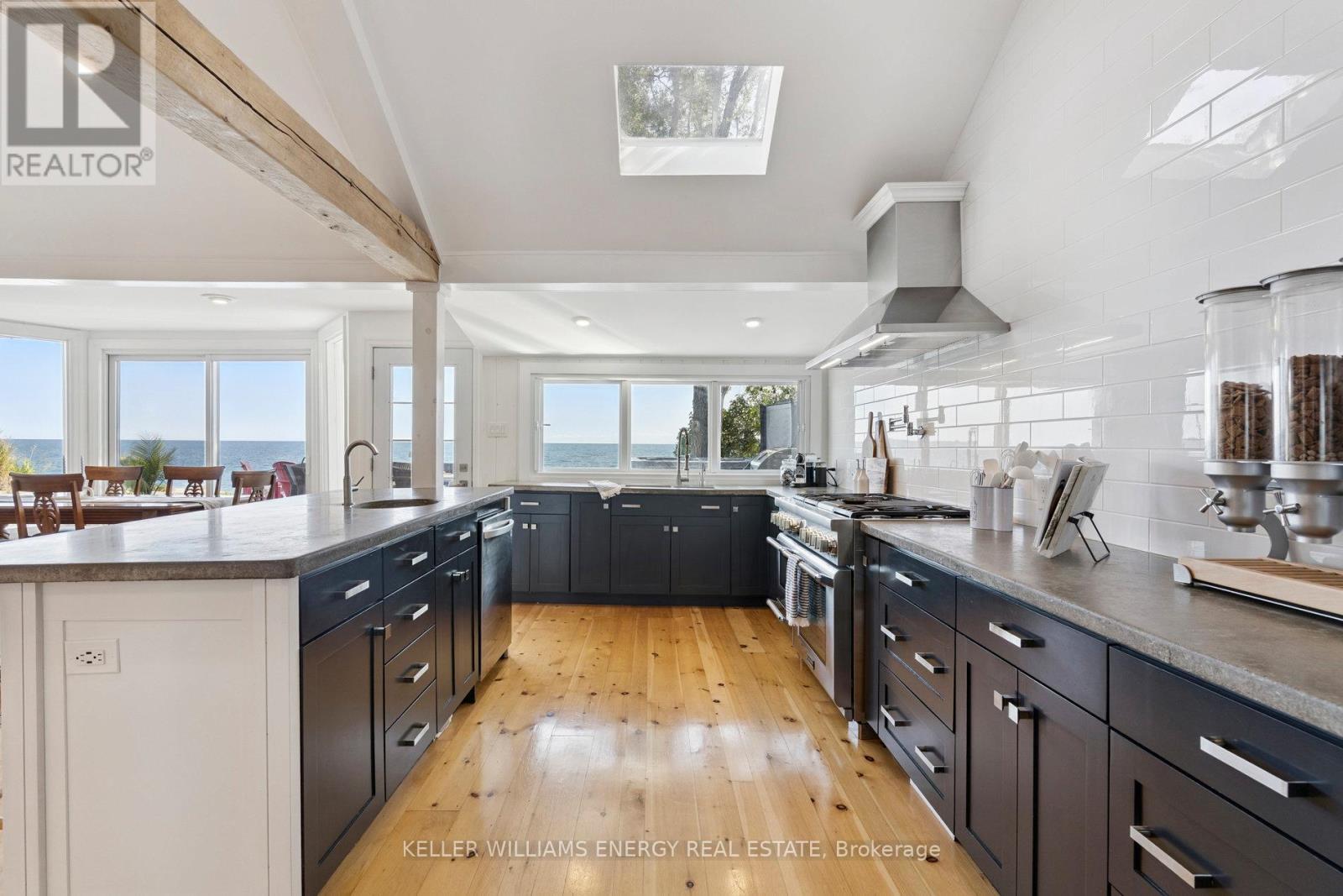 141 Cedar Crest Beach Road, Clarington, Ontario  L1C 3K3 - Photo 3 - E12397075