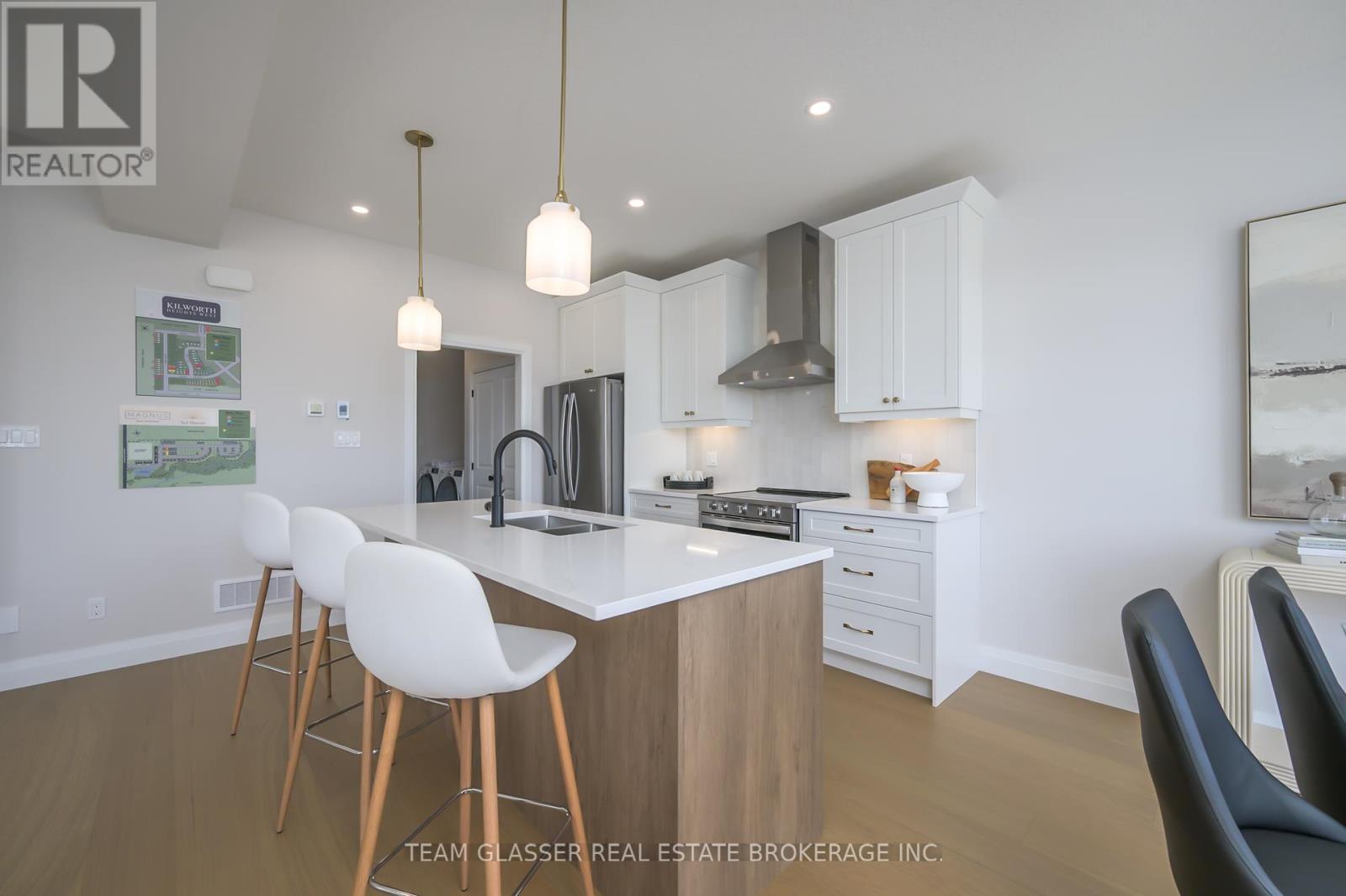 72 Allister Drive, Middlesex Centre, Ontario  N0L 1R0 - Photo 10 - X12437311