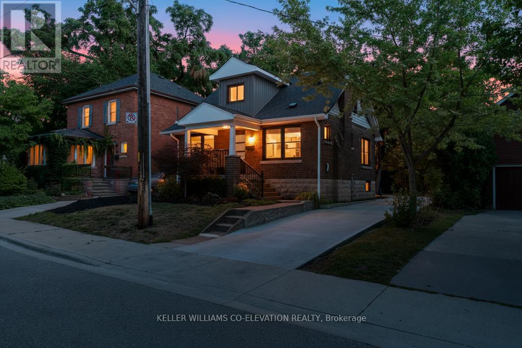 493 CROSBY AVENUE, Burlington, Ontario