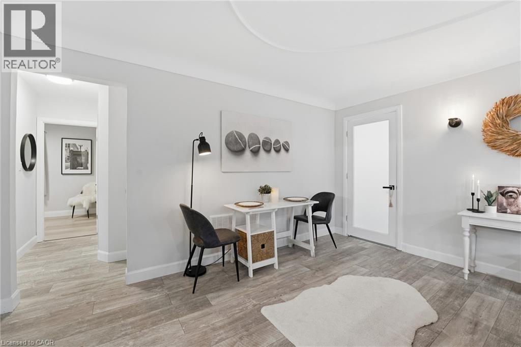 24 Cloverhill Road, Hamilton, Ontario  L9C 3L5 - Photo 7 - 40785049