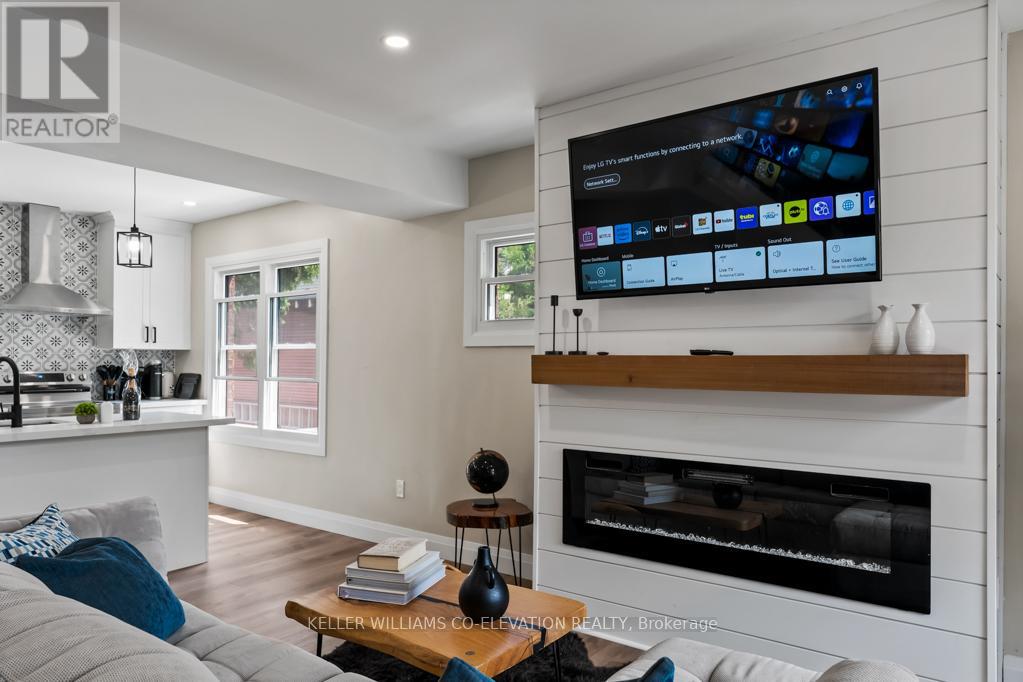 493 Crosby Avenue, Burlington, Ontario  L7R 2R6 - Photo 10 - W12462671