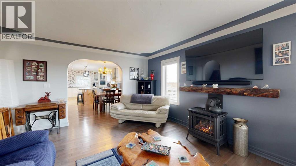 22037 Hwy 11, Rural Stettler No. 6, Alberta  T0C 2E0 - Photo 12 - A2268301