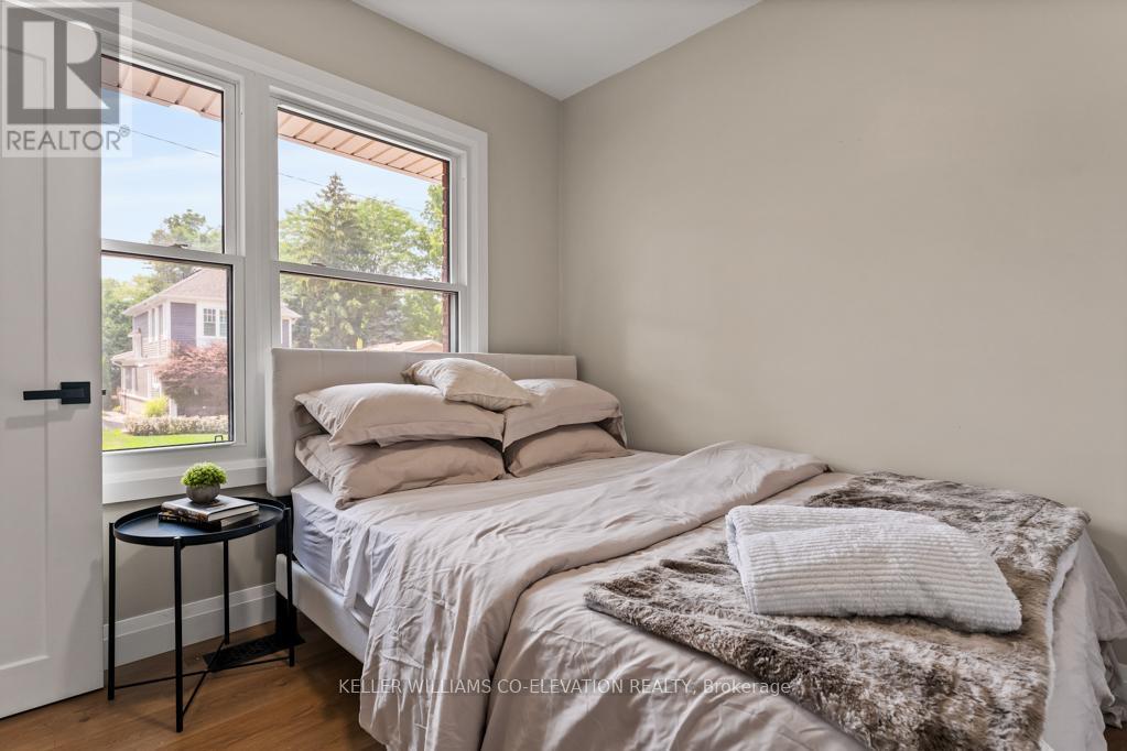 493 Crosby Avenue, Burlington, Ontario  L7R 2R6 - Photo 24 - W12462671