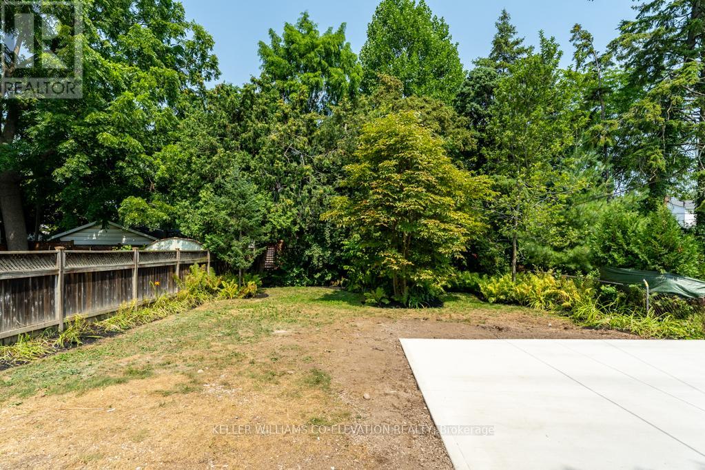 493 Crosby Avenue, Burlington, Ontario  L7R 2R6 - Photo 37 - W12462671