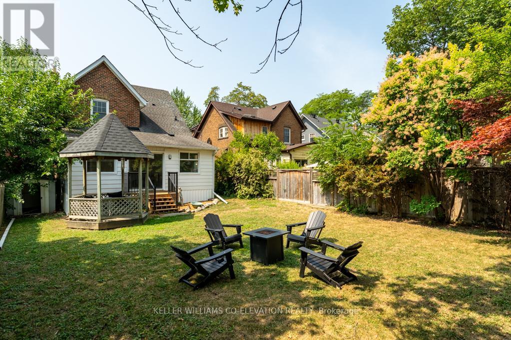 39 Court Street N, Milton (Om Old Milton), Ontario  L9T 2S2 - Photo 33 - W12462676