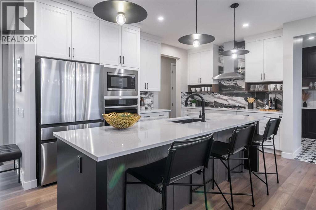 86 Cimarron Estates Drive, Okotoks, Alberta  T1S 0R1 - Photo 2 - A2261709