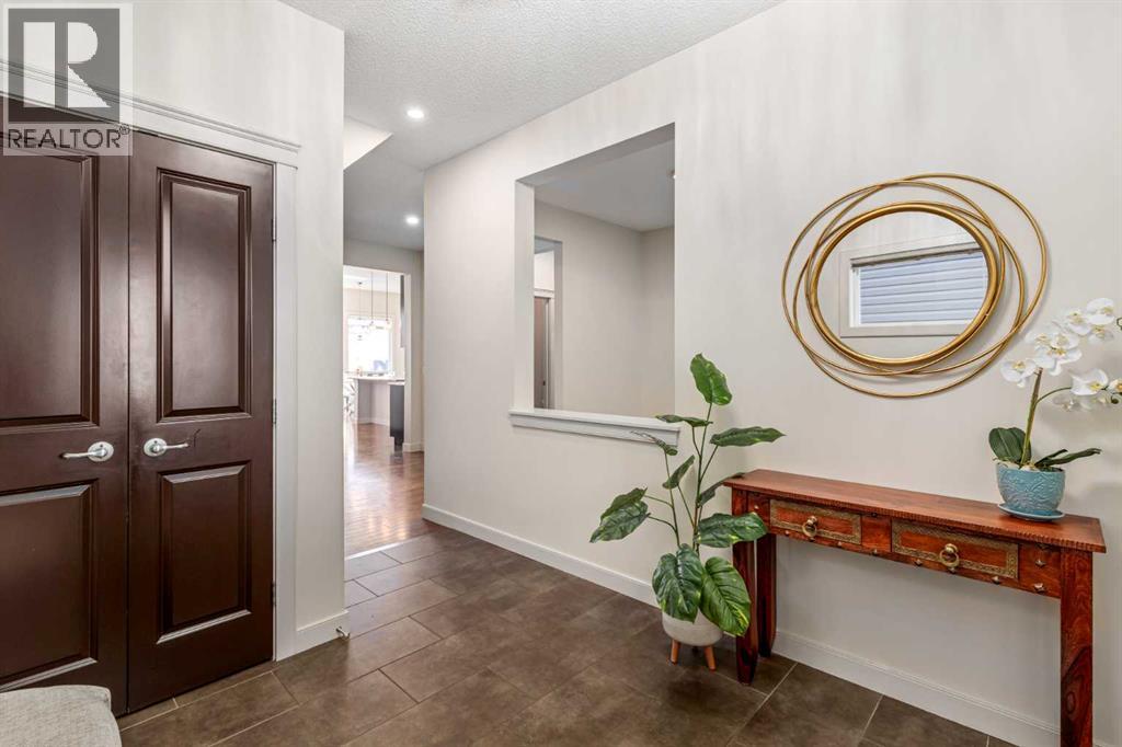 186 Ravenscroft Green Se, Airdrie, Alberta  T4A 0H2 - Photo 14 - A2266844