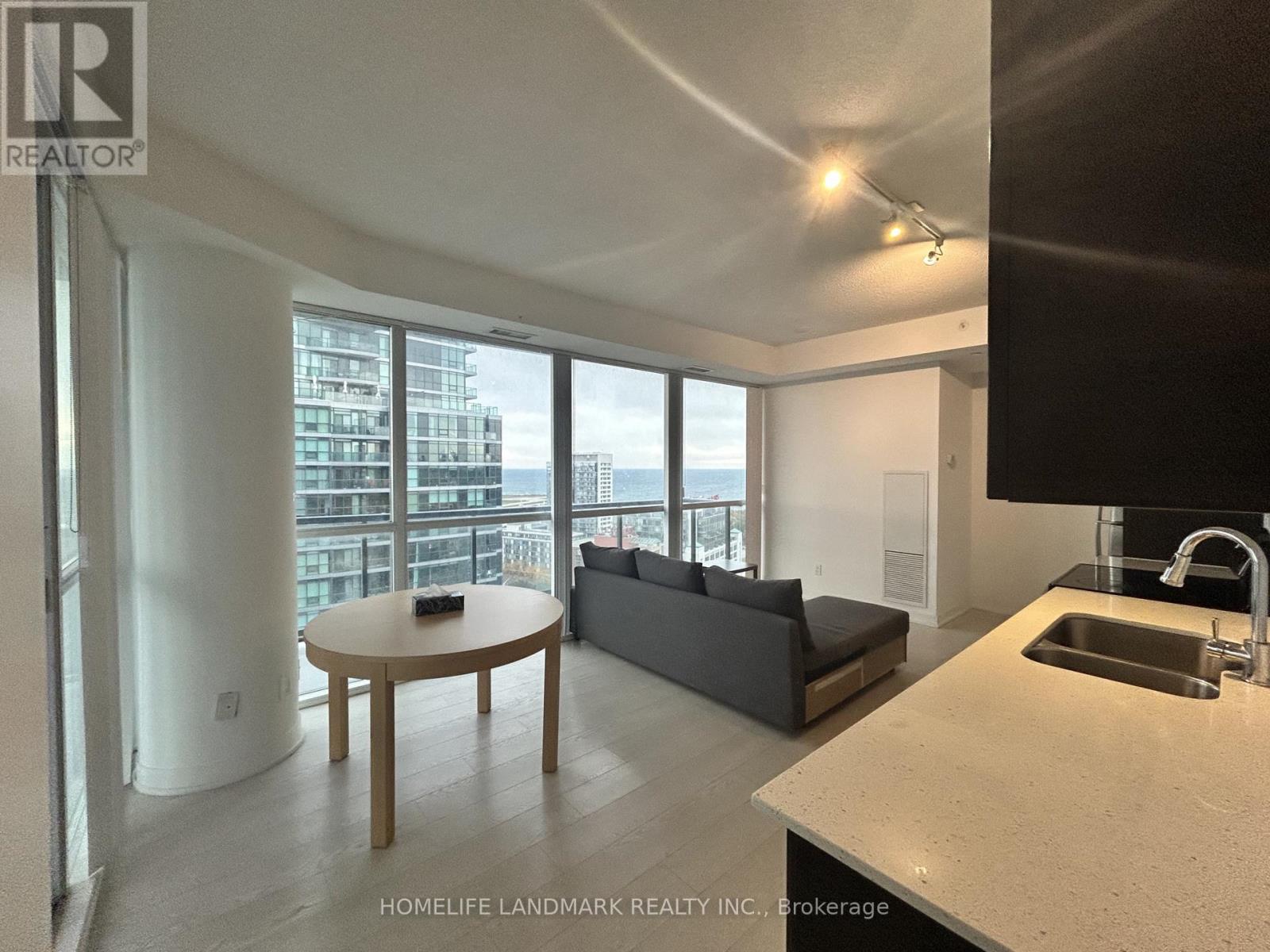 2610 - 20 Bruyeres Mews, Toronto, Ontario M5V 0G8 - Photo 11 - C12428922