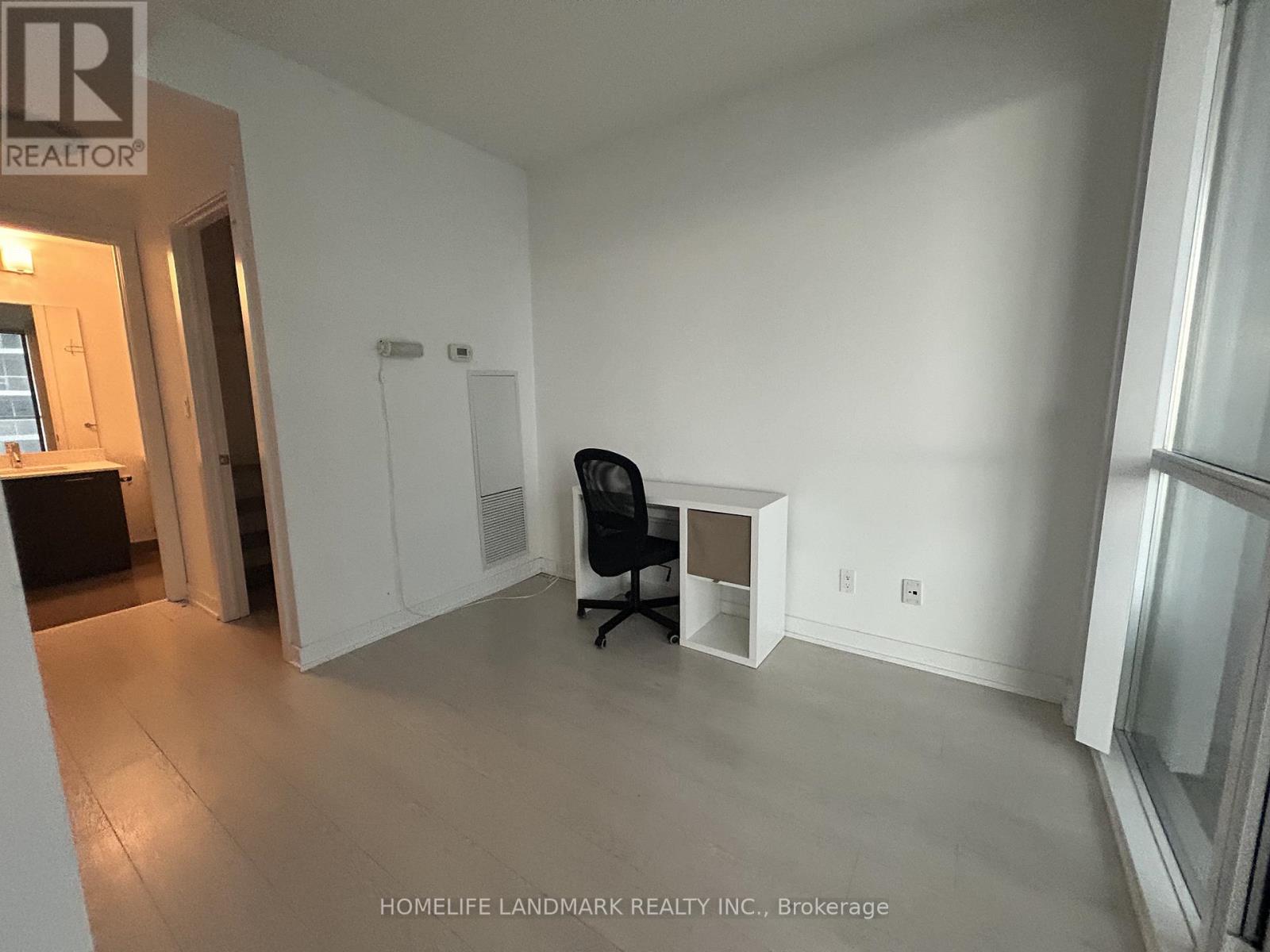 2610 - 20 Bruyeres Mews, Toronto, Ontario M5V 0G8 - Photo 12 - C12428922