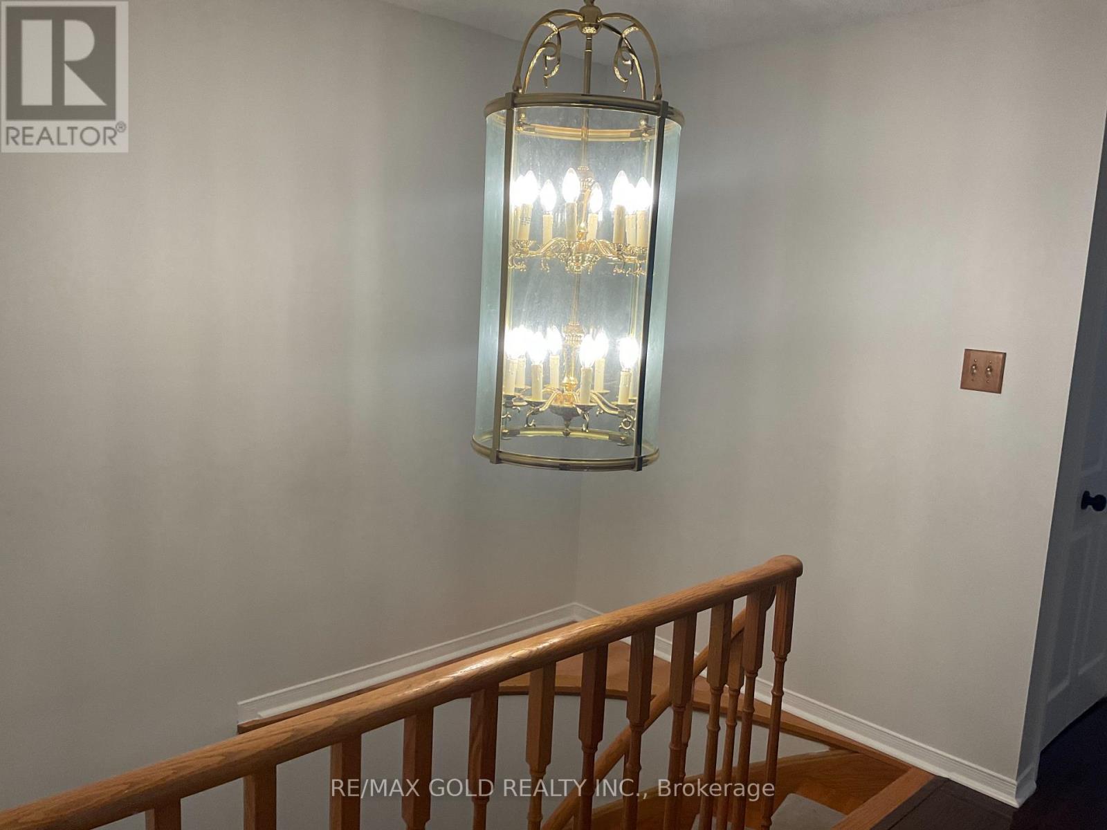 16 Woodsend Run Road, Brampton, Ontario  L6Y 4G8 - Photo 15 - W12496020