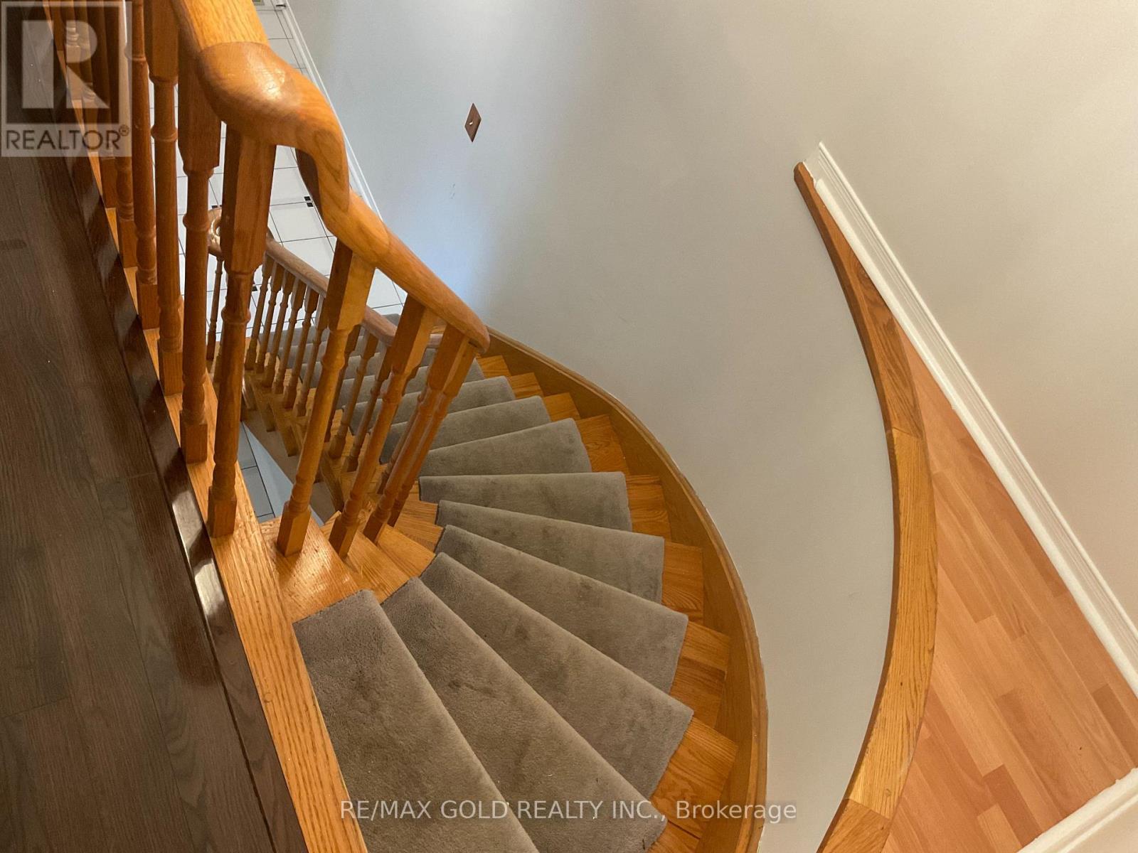 16 Woodsend Run Road, Brampton, Ontario  L6Y 4G8 - Photo 16 - W12496020