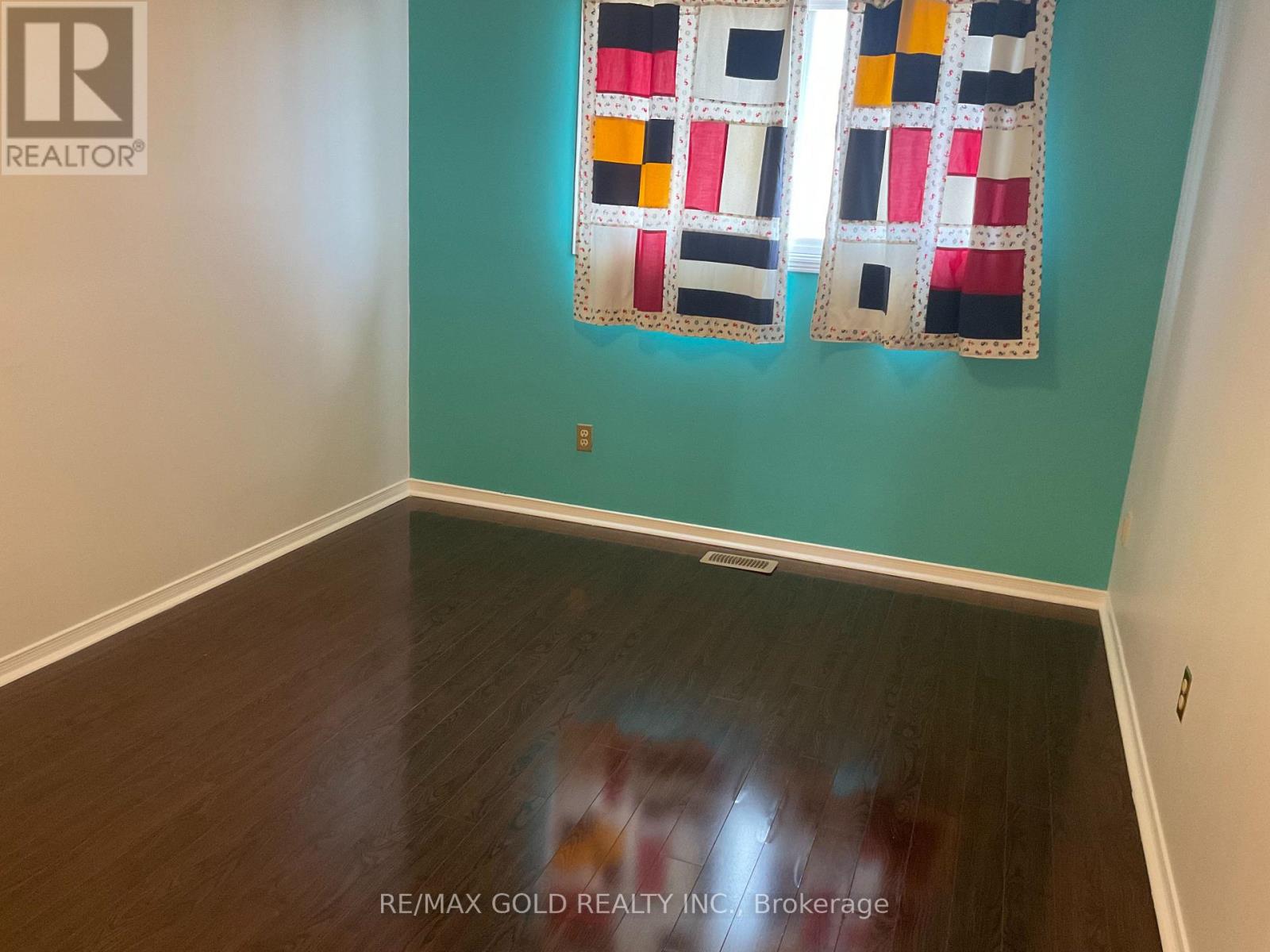 16 Woodsend Run Road, Brampton, Ontario  L6Y 4G8 - Photo 24 - W12496020