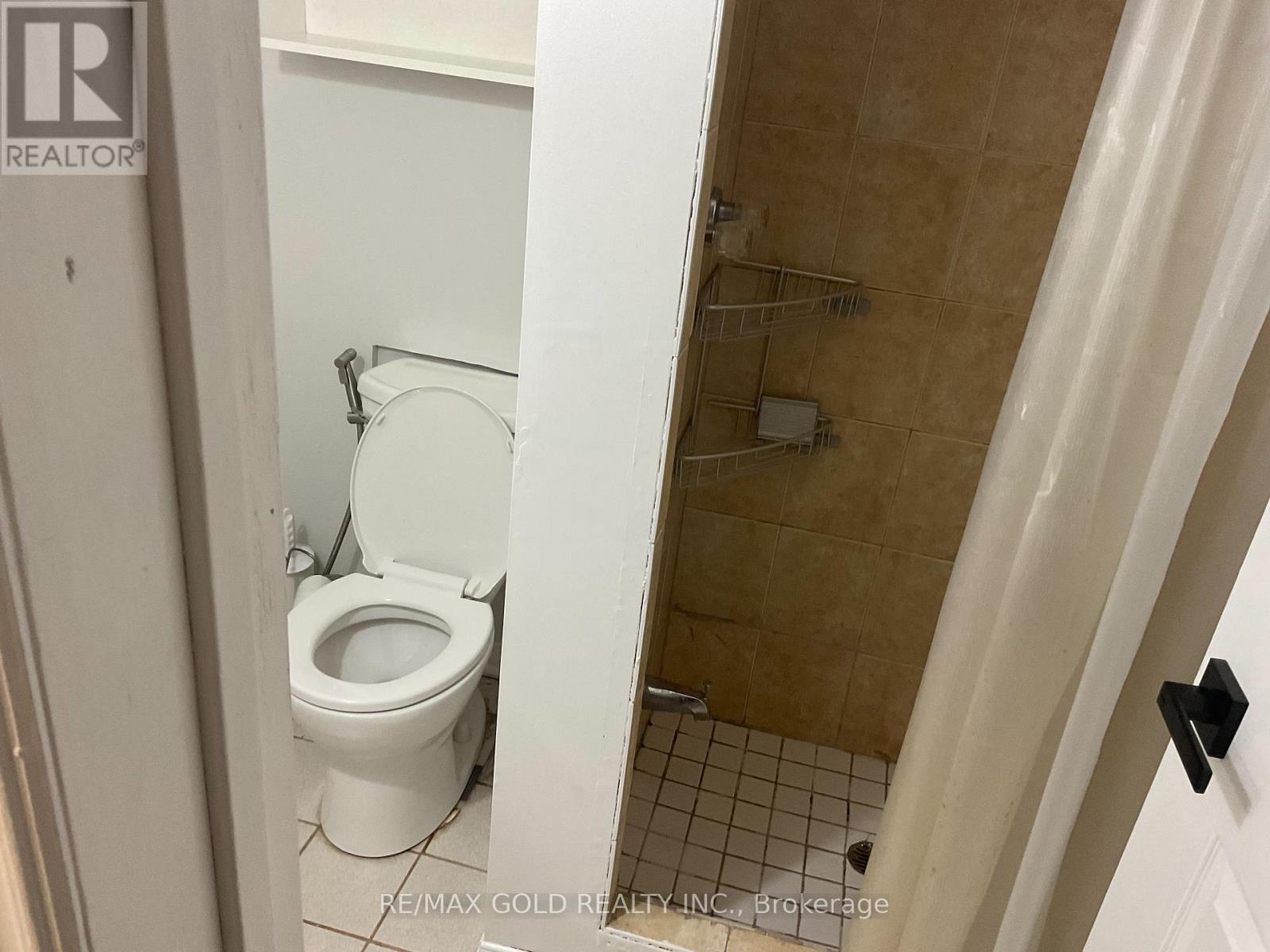 16 Woodsend Run Road, Brampton, Ontario  L6Y 4G8 - Photo 32 - W12496020